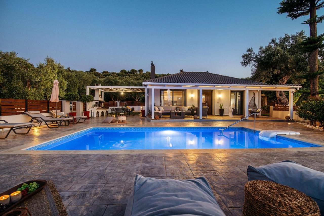 Villa Venia - Cozy Escape With Scenic Sew View, By Zantewize Tragaki Bagian luar foto