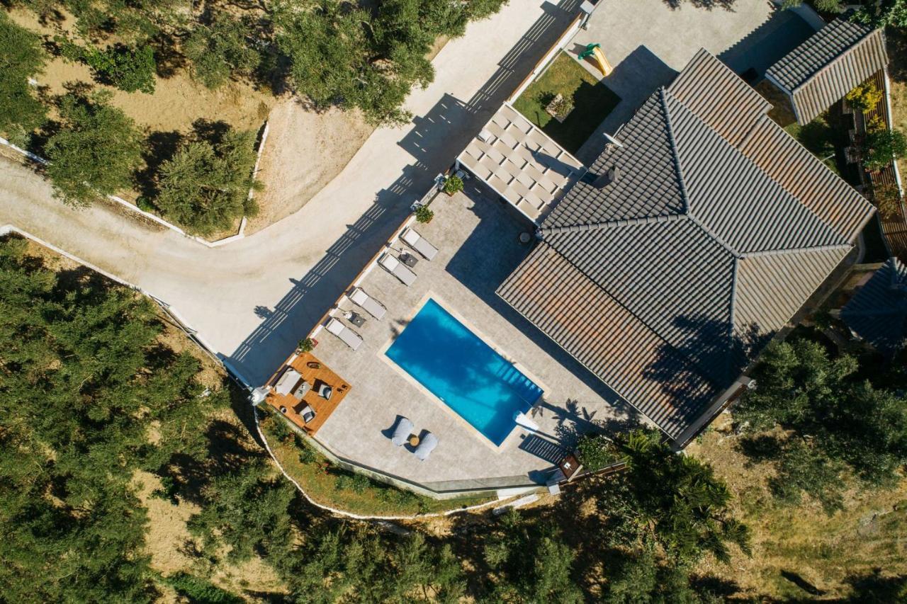 Villa Venia - Cozy Escape With Scenic Sew View, By Zantewize Tragaki Bagian luar foto